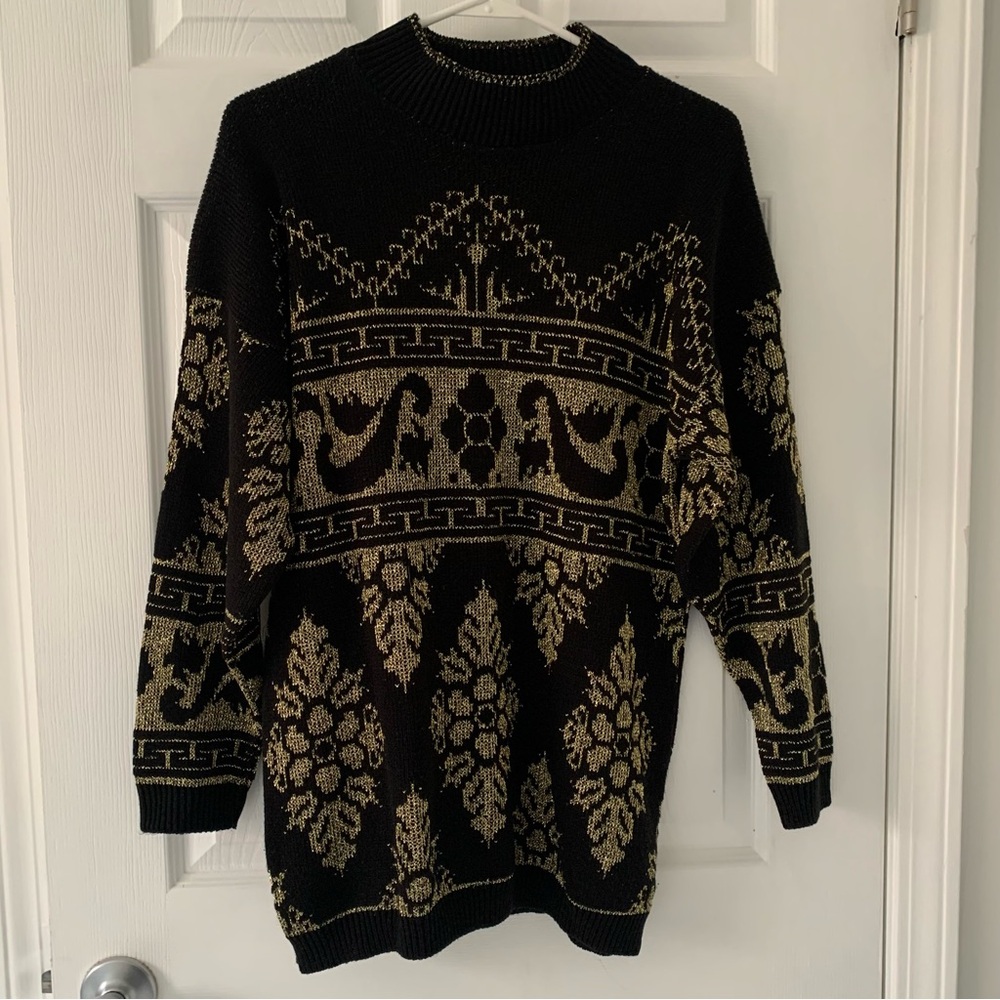 Black and Gold Patterned Women’s Sweater
